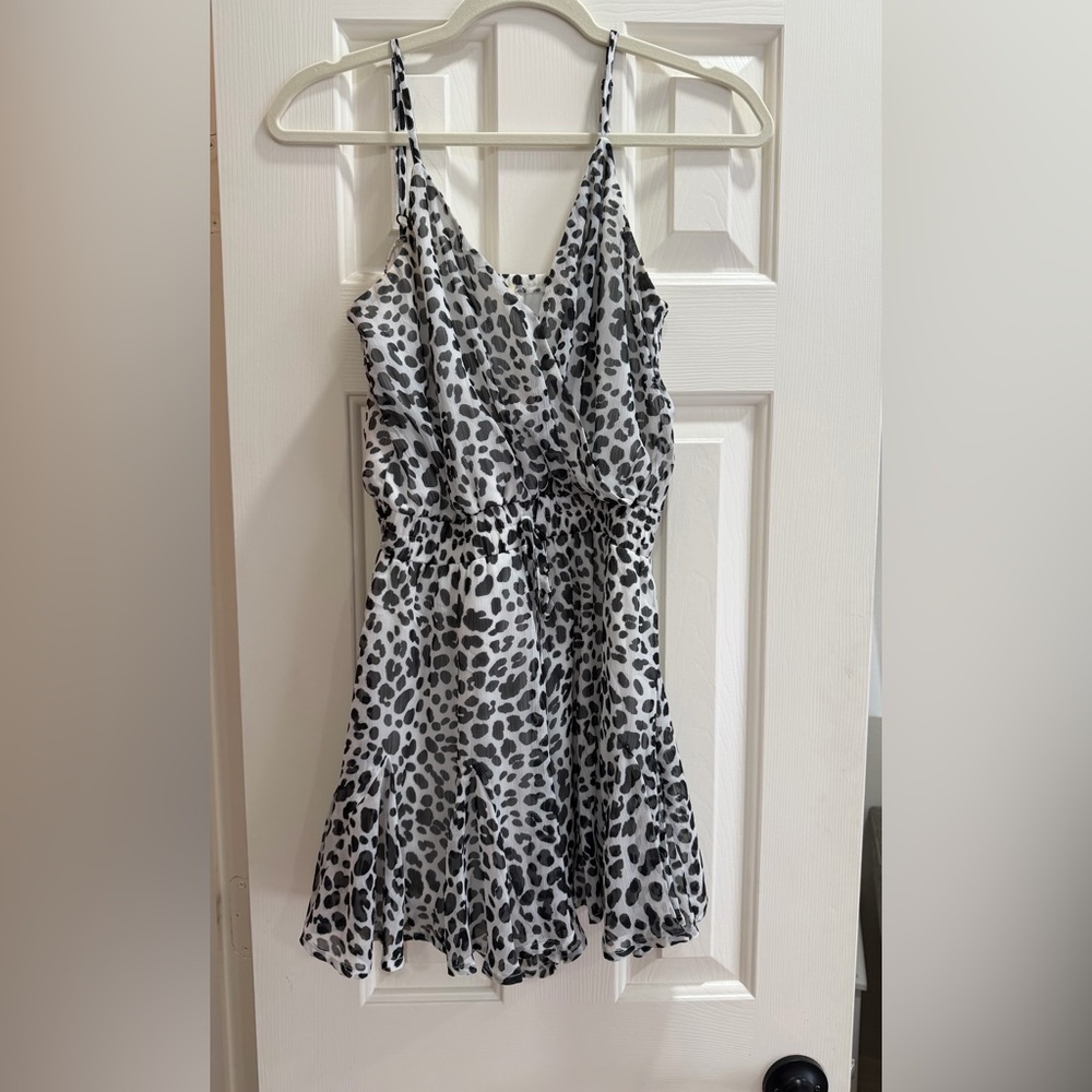 Black and White Leopard Print Sleeveless Romper